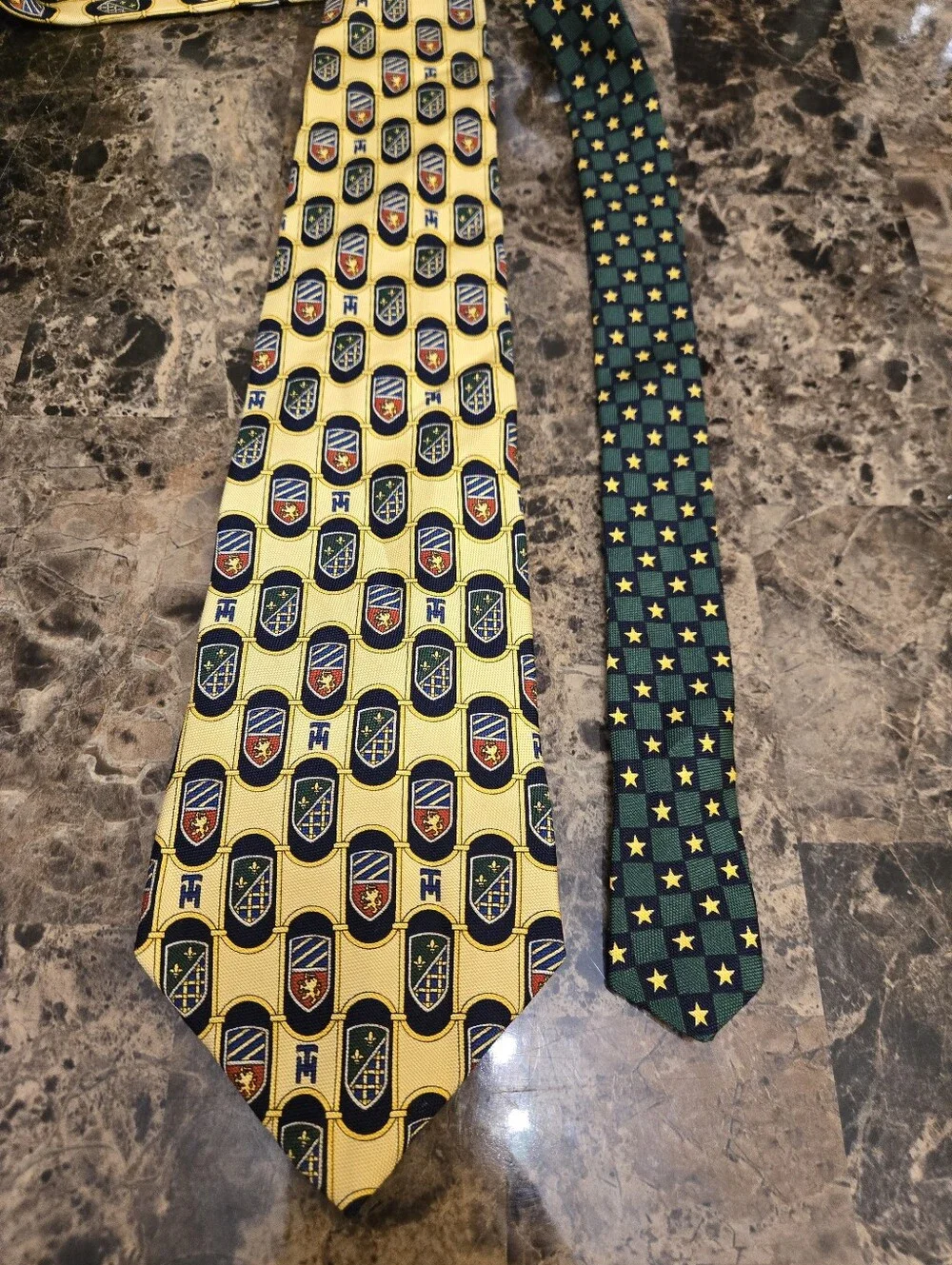 Tommy Hilfiger 2-Tone Ivy League Tie - 100% Imported Italian Silk Yellow/Green